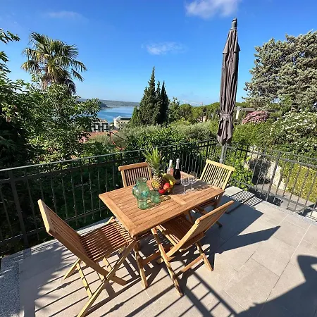 Olivia By Locap Group 아파트 *