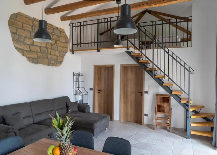 Olivia By Locap Group Apartman